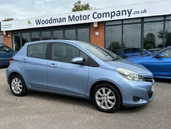 Blue Used 2013 Toyota Yaris Multidrive S Hatchback | £7,495 (Fair price)