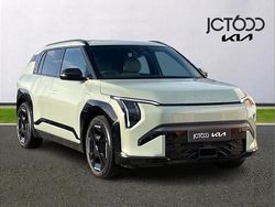 Green New 2025 Kia EV3 GT-Line SUV | £32,000 (Good price)