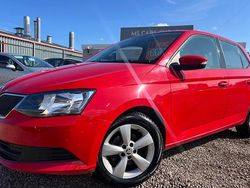 Red Used 2015 Skoda Fabia SE Hatchback | £5,750 (Good price)