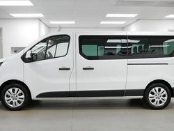 White Used 2020 Nissan NV300 Tekna Van | £16,939