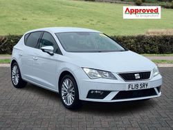 White Used 2019 Seat Leon SE Dynamic Hatchback | £9,850 (Good price)