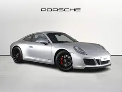 Porsche 911 Carrera GTS