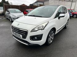 White Used 2015 Peugeot 3008 Allure SUV | £5,499 (Fair price)