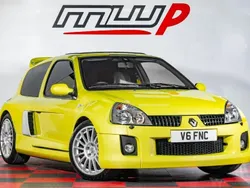 Yellow Used 2004 Renault Clio II Hatchback | £17,995