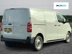 White Used 2024 Citroën Dispatch MPV | £18,995 (Fair price)