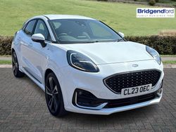 White Used 2023 Ford Puma ST-Line Hatchback | £17,310 (Fair price)