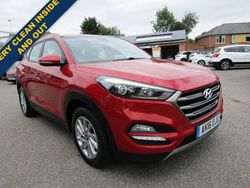 Red Used 2016 Hyundai Tucson SE SUV | £9,750 (Super price)