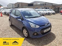 Blue Used 2016 Hyundai i10 SE Hatchback | £5,995 (Good price)