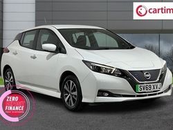 White Used 2019 Nissan Leaf Acenta Hatchback | £10,356 (Fair price)