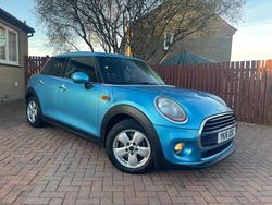 Blue Used 2016 Mini Cooper D Hatch Hatchback | £4,200 (Super price)