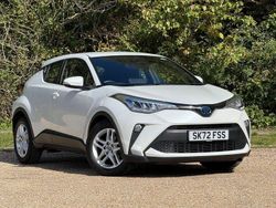 Platinum white Used 2022 Toyota C-HR SUV | £18,490 (Good price)
