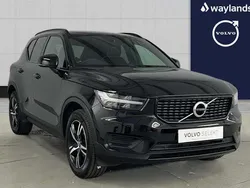 Black Used 2022 Volvo XC40 R-Design SUV | £25,300 (Fair price)