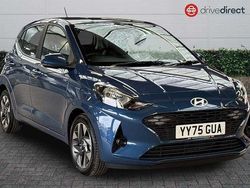 Pearl vibrant blue New 2025 Hyundai i10 Advanced Hatchback | £16,440 (Fair price)