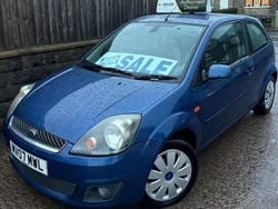 Blue Used 2007 Ford Fiesta Zetec Hatchback | £1,195 (Good price)