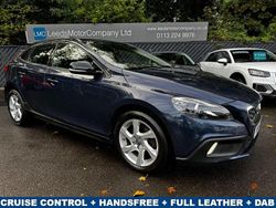 Blue Used 2015 Volvo V40 CC Estate | £8,495 (Fair price)