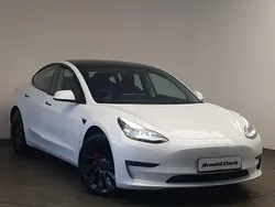 White Used 2021 Tesla Model 3 Performance Sedan | £20,998 (Fair price)