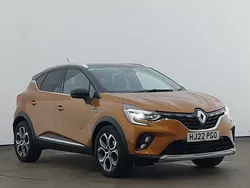 Orange Used 2022 Renault Captur SE SUV | £16,498 (Fair price)