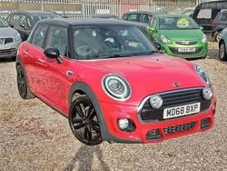 Red Used 2018 Mini Cooper Hatch Hatchback | £9,495 (Good price)