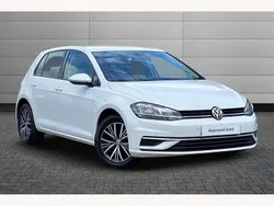 White Used 2018 VW Golf VII SE Hatchback | £10,295 (Fair price)