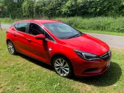 Red Used 2016 Vauxhall Astra Hatchback | £3,500 (Fair price)
