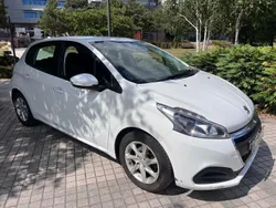 White Used 2016 Peugeot 208 Active Hatchback | £2,650 (Super price)