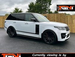 White Used 2019 Land Rover Range Rover Vogue SE SUV | £29,995 (Fair price)