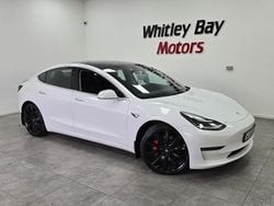 White Used 2019 Tesla Model 3 Performance Sedan | £17,490 (Fair price)