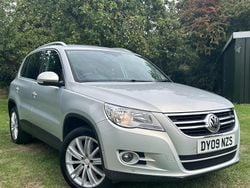 Silver Used 2009 VW Tiguan Sportline SUV | £3,995 (Fair price)
