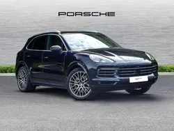 Moonlight blue metallic Used 2018 Porsche Cayenne S SUV | £45,750
