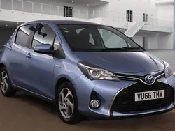 Blue Used 2016 Toyota Yaris Hybrid Hatchback | £9,995 (A bit pricey)