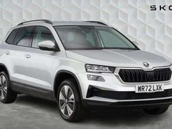 Brilliant silver metallic Used 2023 Skoda Karoq SE Drive SUV | £16,700 (Fair price)