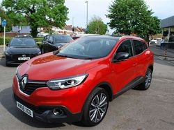 Red Used 2018 Renault Kadjar Signature SUV | £10,000 (A bit pricey)