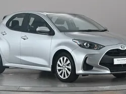 Used 2025 Toyota Yaris Hybrid Hatchback | £14,499 (Super price)