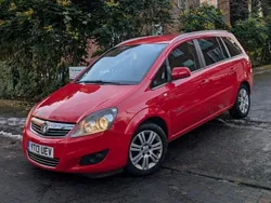 Red Used 2013 Vauxhall Zafira Design Edition MPV | £2,595 (Fair price)