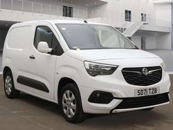 White Used 2021 Vauxhall Combo Edition MPV | £7,995 (Fair price)
