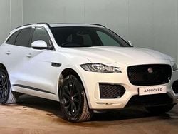 White Used 2019 Jaguar F-Pace Chequered Flag SUV | £22,500 (Fair price)