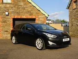 Black Used 2011 Hyundai i40 Premium Estate | £4,995 (A bit pricey)