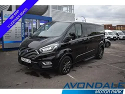 Shadow black (metallic paint) Used 2022 Ford Tourneo Custom Titanium X Sedan | £27,890 (Fair price)