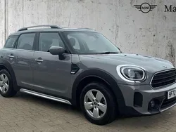 Moonwalk grey Used 2022 Mini Cooper Countryman Classic SUV | £22,400 (Fair price)