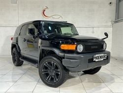 Black white Used 2015 Toyota FJ Cruiser SUV | £39,599