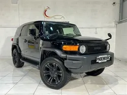 Black white Used 2015 Toyota FJ Cruiser SUV | £39,599