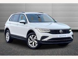 White Used 2021 VW Tiguan Life SUV | £21,695 (Fair price)