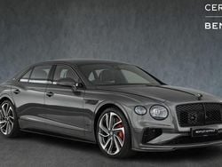 Magnetic New 2025 Bentley Flying Spur Sedan | £215,000