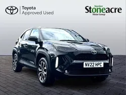 Black Used 2022 Toyota Yaris Cross Design SUV | £20,000 (Fair price)