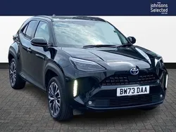 Black Used 2024 Toyota Yaris Cross SUV | £24,950 (Super price)
