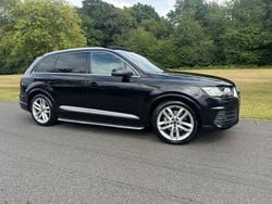 Black Used 2016 Audi Q7 S-Line SUV | £17,995 (Fair price)
