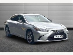 Silver Used 2021 Lexus ES300H Sedan | £24,850 (Fair price)