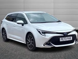 Pure white Used 2023 Toyota Corolla Sport Estate | £24,901 (Fair price)