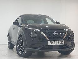 Black Used 2024 Nissan Juke N-Connecta SUV | £19,998 (Fair price)