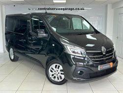 Black Used 2020 Renault Trafic Van | £23,995